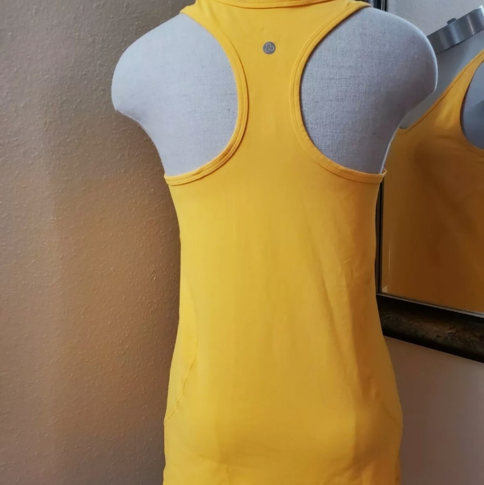 Zella Active Racerback Tank Top Size Medium